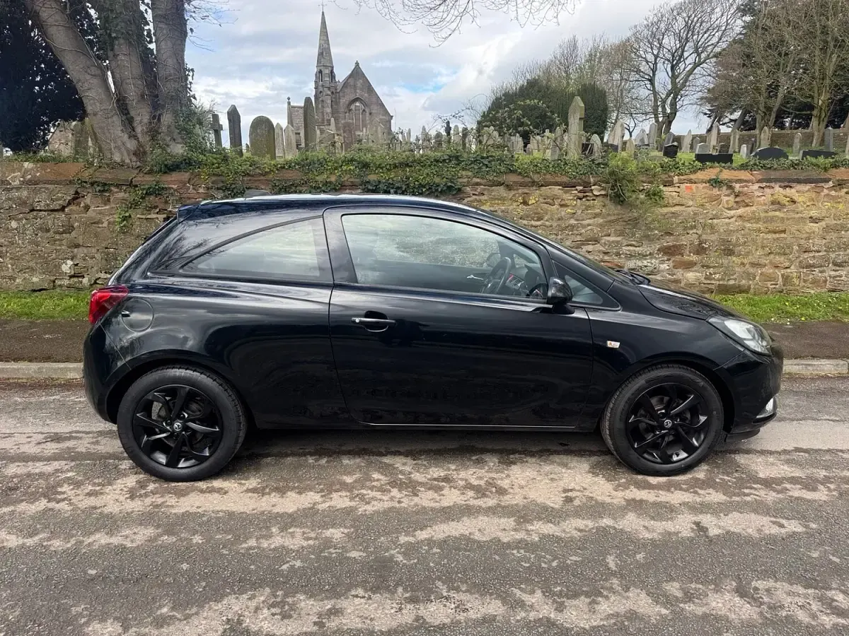 Used Vauxhall Corsa SRi 2018 Black Hatchback