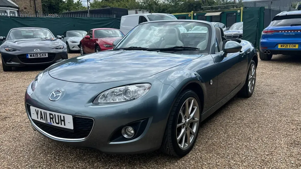 Used Mazda MX5 126 HP (92 kW) 2011 Grey Cabriolet