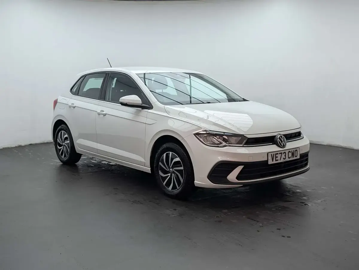 Used VW Polo Life 95 HP (69 kW) 2023 White Hatchback