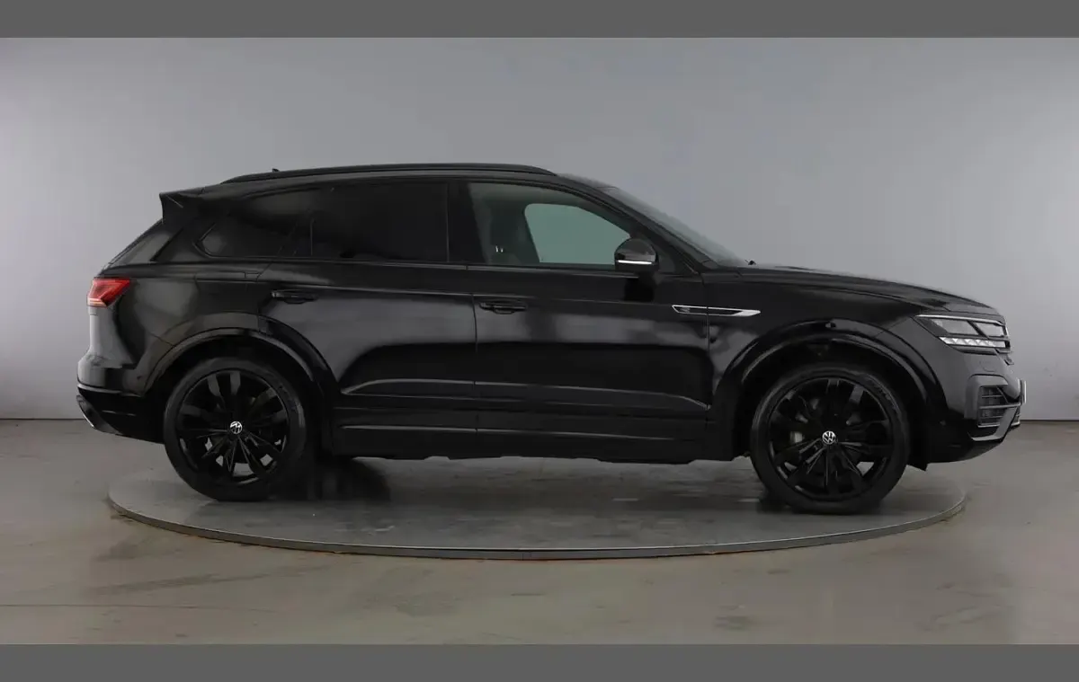Used VW Touareg Black Edition 286 HP (210 kW) 2023 Black SUV