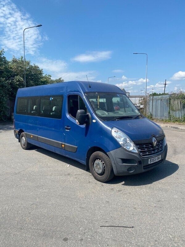 Blue Used 2015 Renault Master Business Van | £8,495 (Good price) - Image 1/4