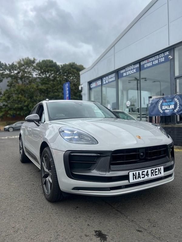 Grey Used 2024 Porsche Macan SUV | £64,995 (Fair price) - Image 1/4