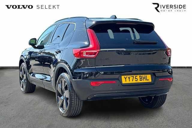 Used Volvo XC40 Plus 197 HP (144 kW) 2025 Onyx black SUV