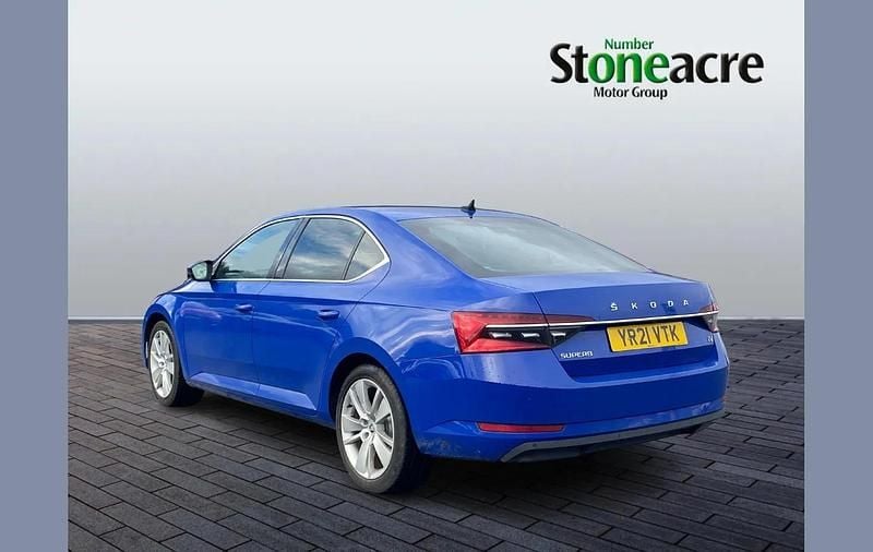 Used Skoda Superb SE L 218 HP (160 kW) 2021 Blue Hatchback