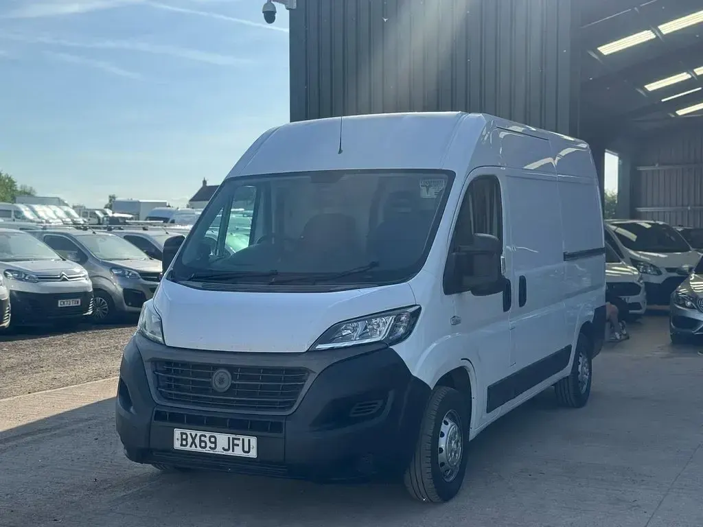 Used Fiat Ducato 140 HP (102 kW) 2020 White Van
