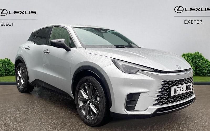 Used 2025 Lexus LBX SUV | £29,490 (Fair price) - Image 1/2