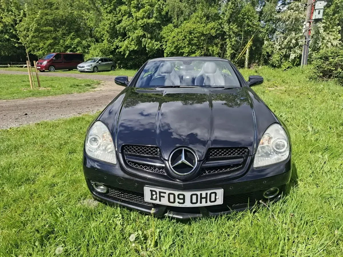 Begagnad Mercedes SLK200 184 HK (135 kW) 2009 Svart Cab