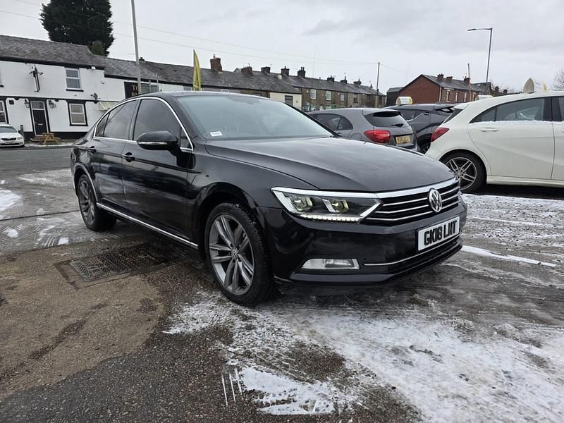 Black Used 2018 VW Passat GT Sedan | £12,490 (A bit pricey) - Image 1/4