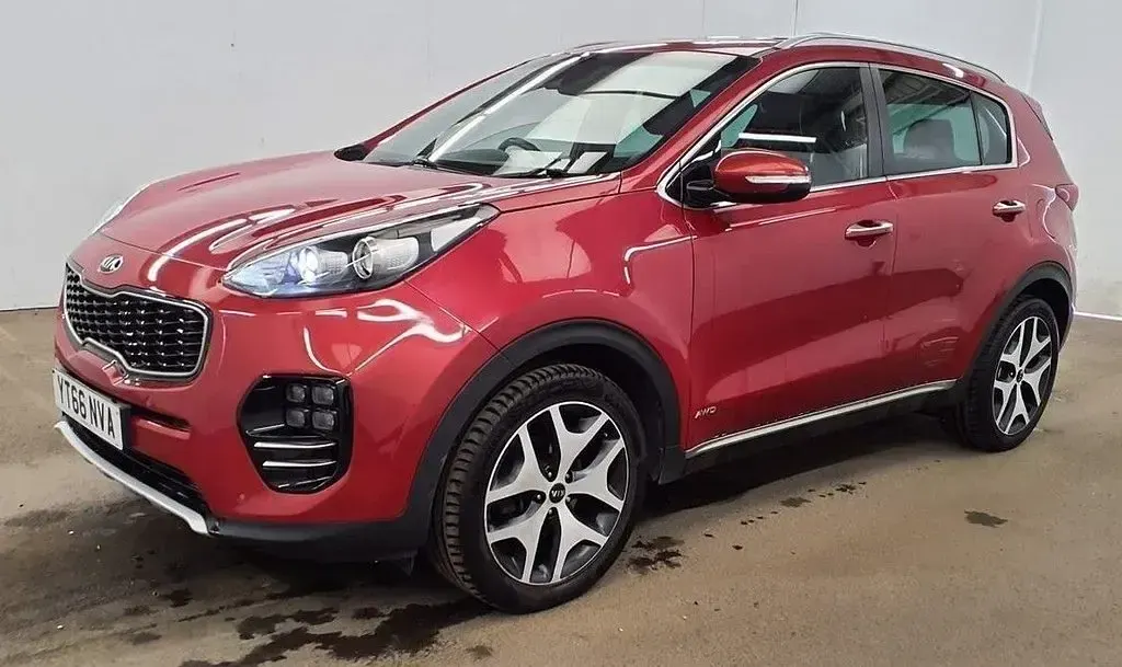 Used Kia Sportage GT-Line 177 HP (130 kW) 2016 Red SUV