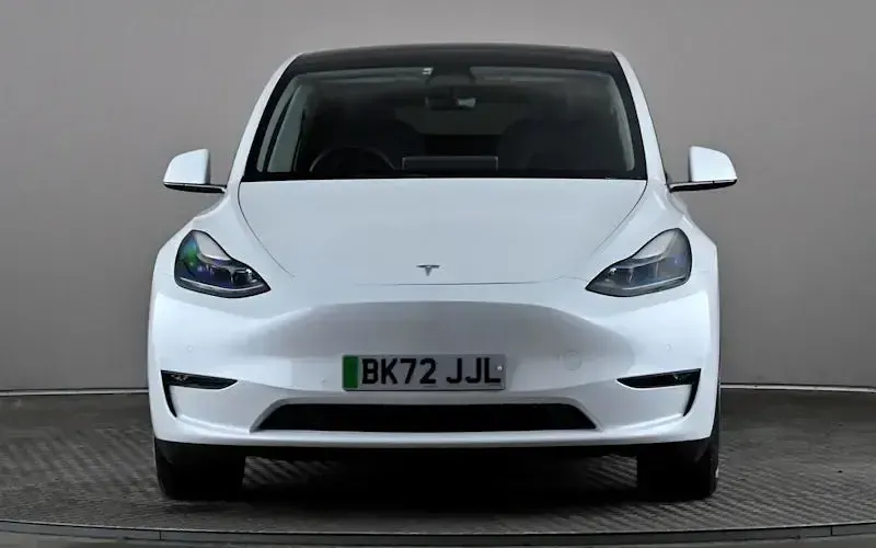 Used Tesla Model Y Long Range AWD 286 kW (389 HP) 2025 SUV