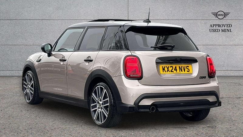 Used Mini Cooper Exclusive 134 HP (98 kW) 2024 Grey Hatchback