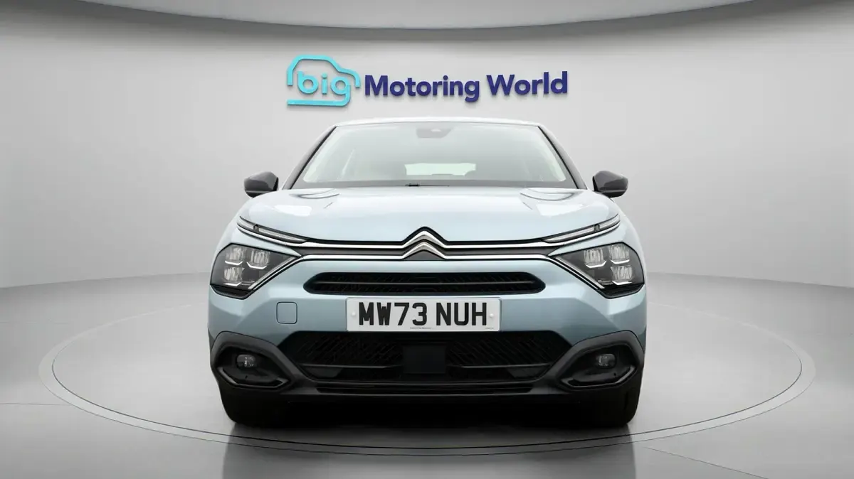 Used Citroën C4 PureTech 101 HP (74 kW) 2023 Blue SUV