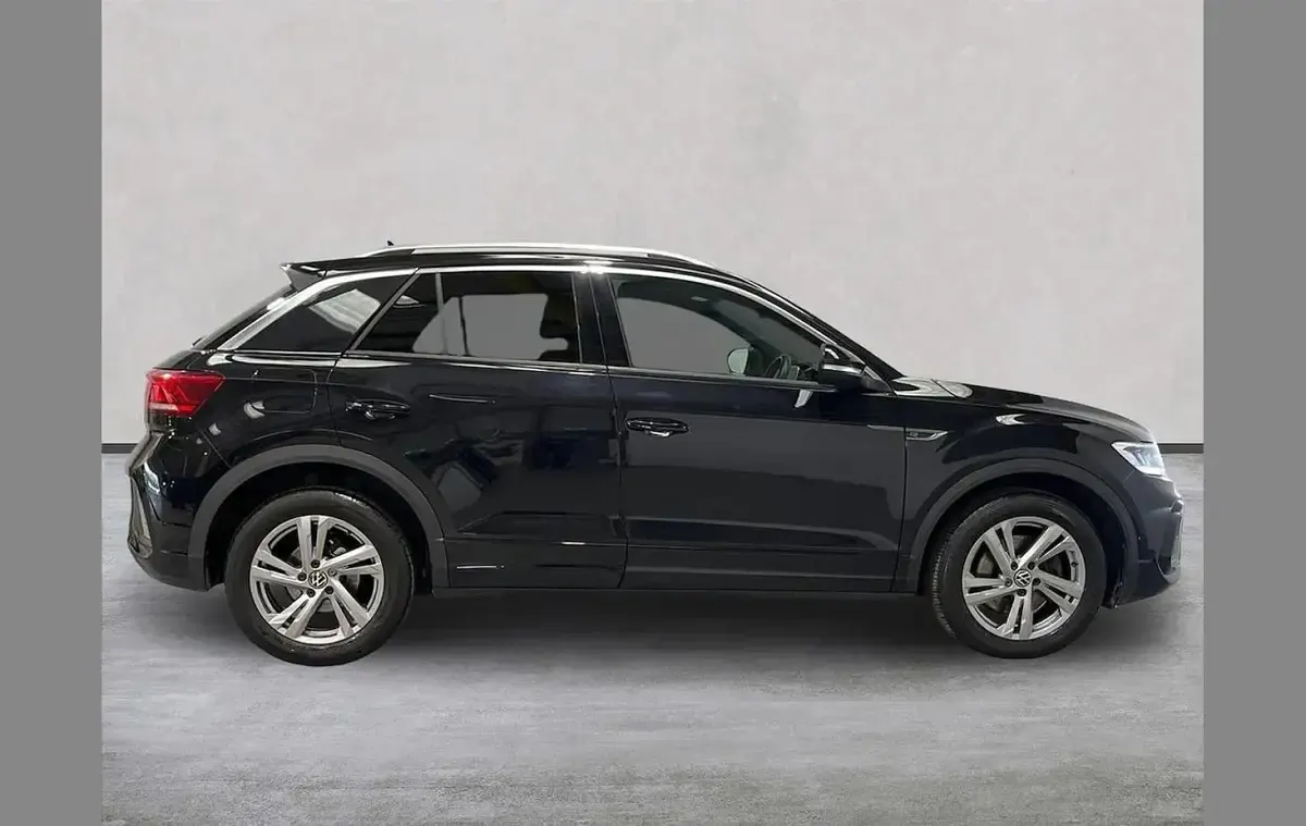 Used VW T-Roc R-line 150 HP (110 kW) 2022 Black SUV