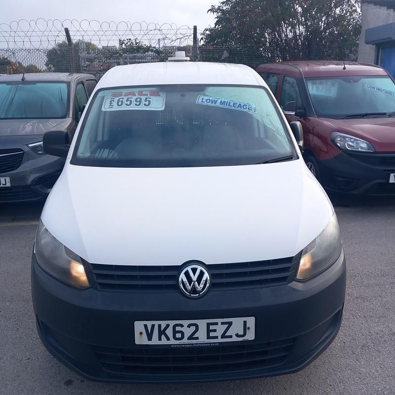 White Used 2012 VW Caddy MPV | £6,595 (Fair price) - Image 1/4