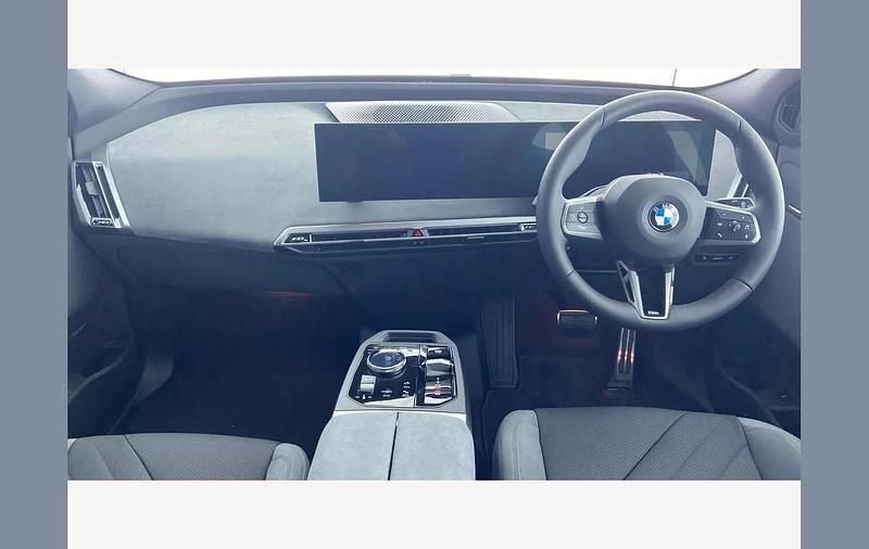 Used BMW iX M Sport 300 kW (408 HP) 2025 Black sapphire metallic paint SUV