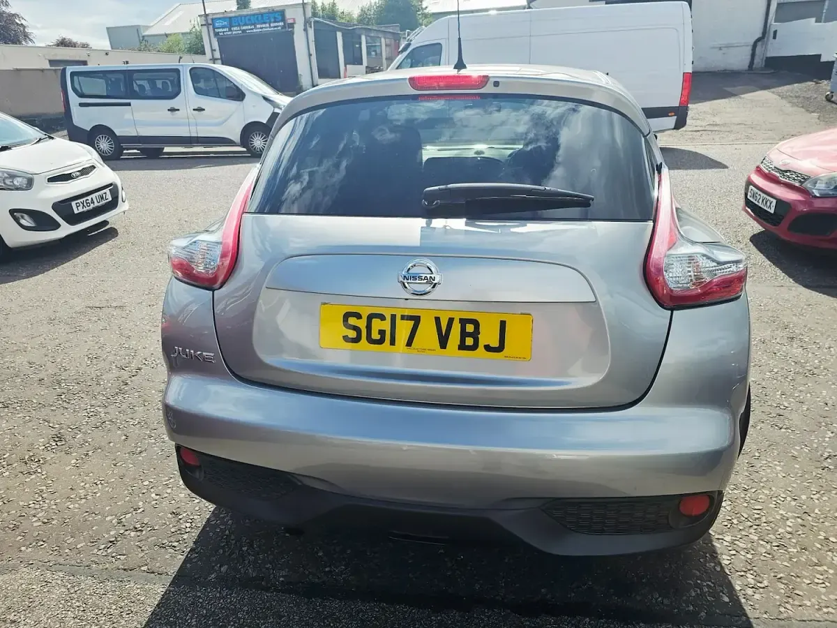 Used Nissan Juke Tekna 115 HP (84 kW) 2016 Silver SUV
