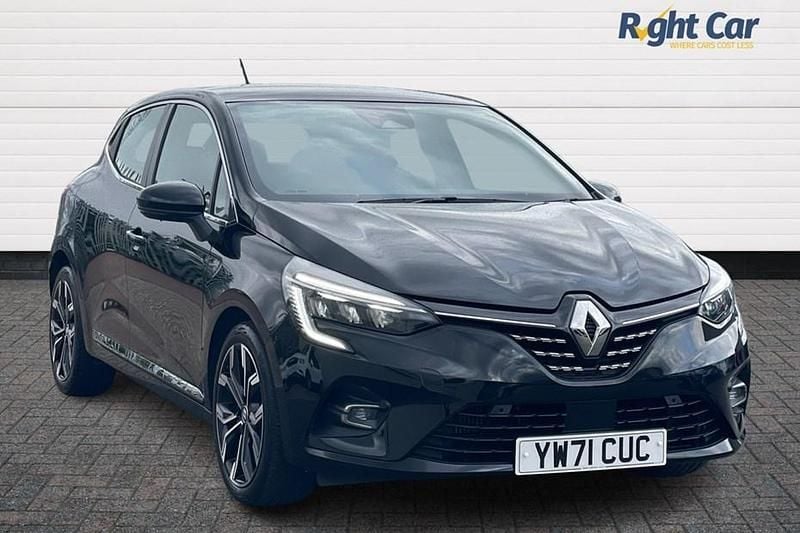 Diamond black Used 2022 Renault Clio V Version S Hatchback | £13,399 (Fair price) - Image 1/1