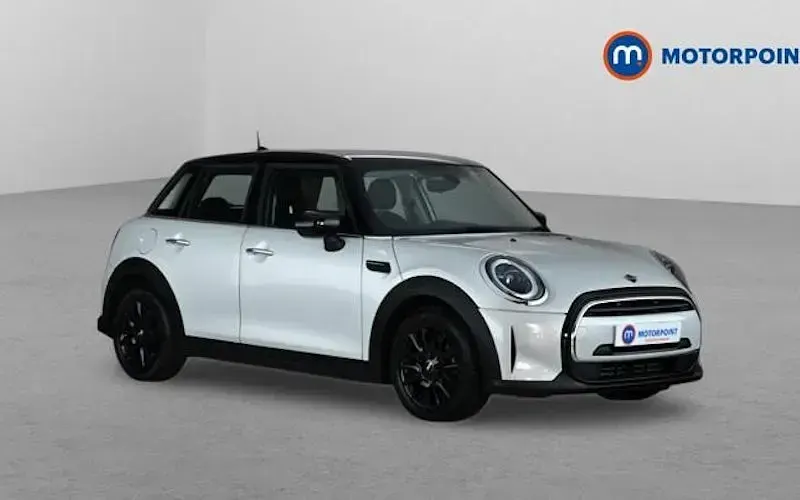 Used Mini Cooper Classic 136 HP (100 kW) 2022 Hatchback