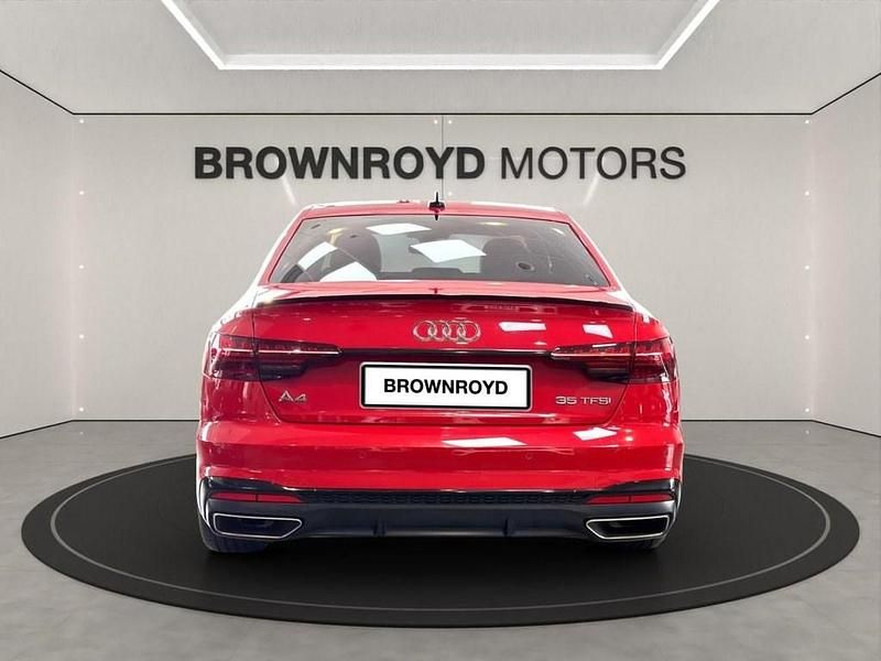 Begagnad Audi A4 S-Line 150 HK (110 kW) 2020 Röd Sedan