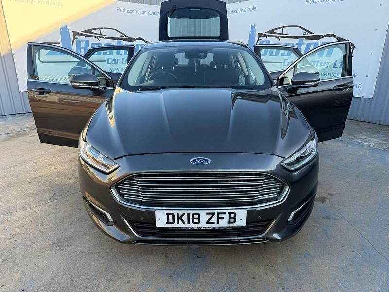 Used Ford Mondeo Zetec 2018 Grey Hatchback