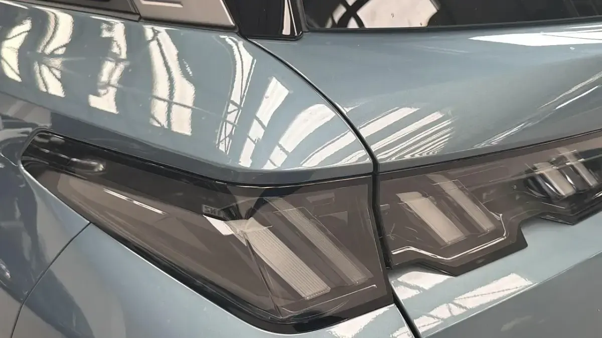 Used Peugeot 5008 GT 143 HP (105 kW) 2025 Blue SUV