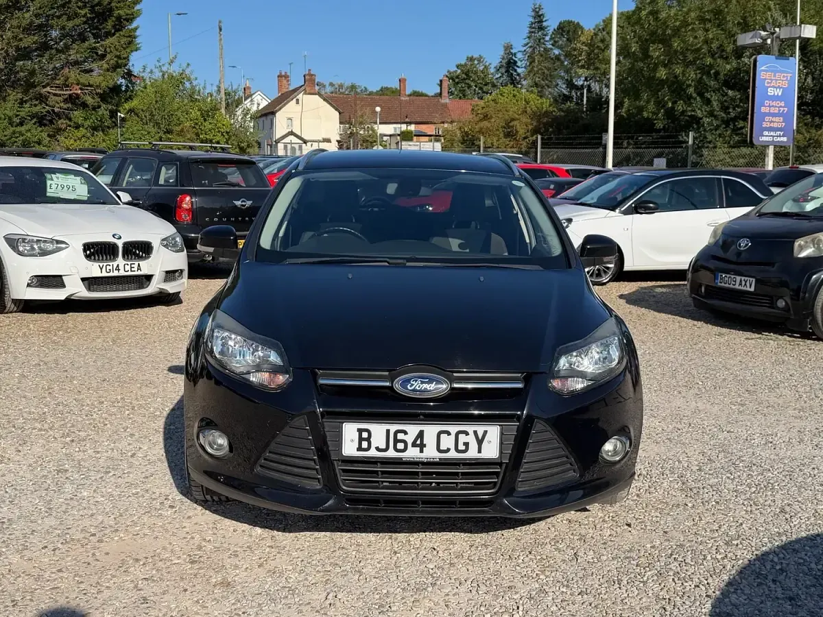 Used Ford Focus Zetec 2014 Black Estate