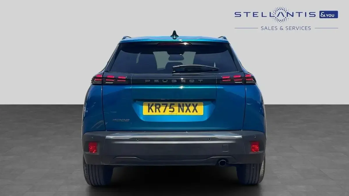 Used Peugeot 2008 Allure 99 HP (72 kW) 2025 Blue SUV