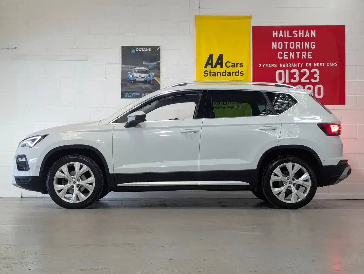 Begagnad Seat Ateca Xperience 150 HK (110 kW) 2023 Vit SUV