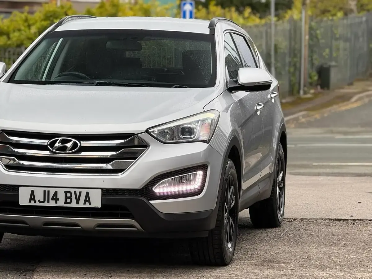 Begagnad Hyundai Santa Fe Premium 197 HK (144 kW) 2014 Silver SUV