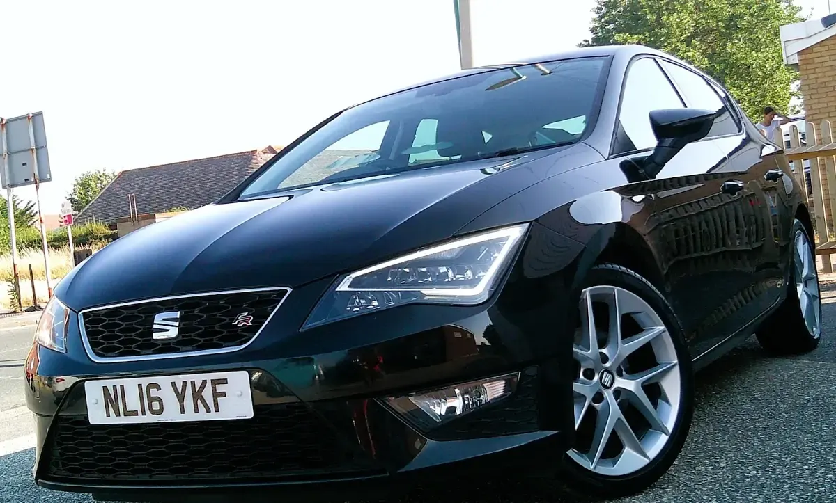 Used Seat Leon FR 150 HP (110 kW) 2016 Black Hatchback