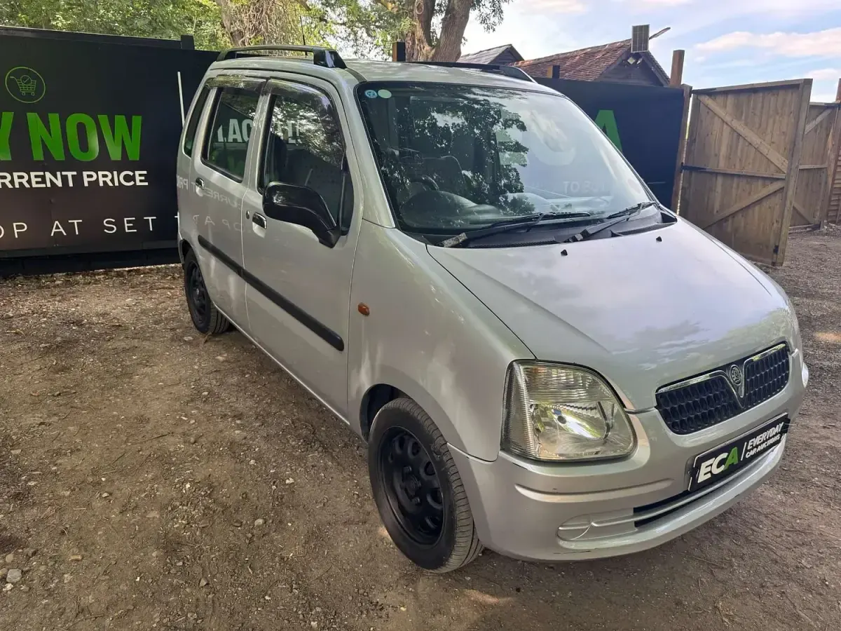 Used Vauxhall Agila Club 74 HP (54 kW) 2003 Silver MPV