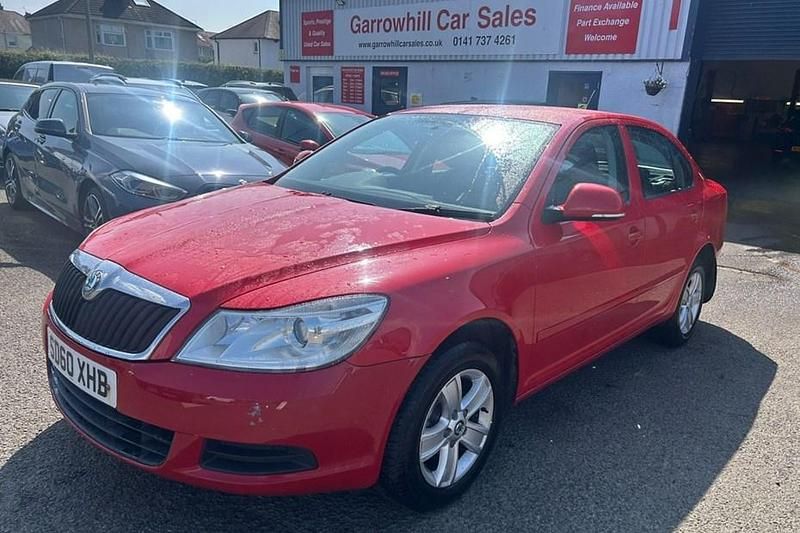 Red Used 2011 Skoda Octavia SE Hatchback | £2,495 (Fair price) - Image 1/1