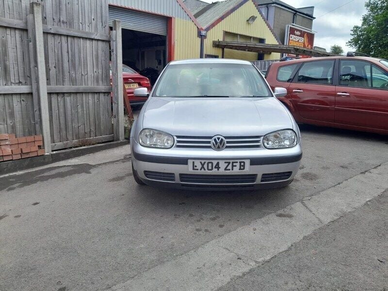 Silver Used 2004 VW Golf IV Match Hatchback | £895 - Image 1/4