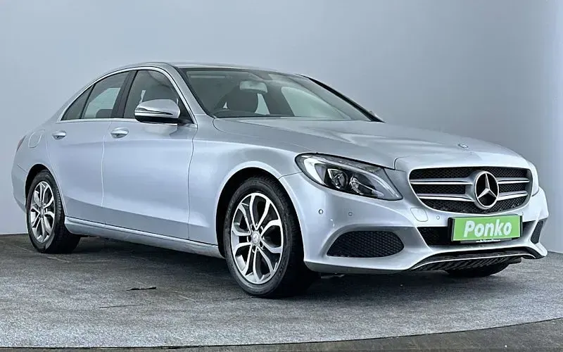 Used Mercedes C200 136 HP (100 kW) 2015 Sedan
