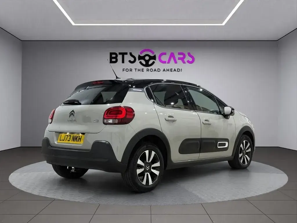 Begagnad Citroën C3 PureTech 83 HK (61 kW) 2024 Grå Halvkombi