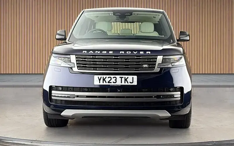 Used Land Rover Range Rover SE 441 HP (324 kW) 2023 Blue SUV