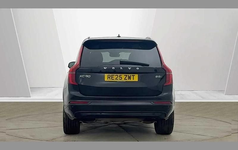 Used Volvo XC90 Plus 250 HP (183 kW) 2025 Onyx black SUV