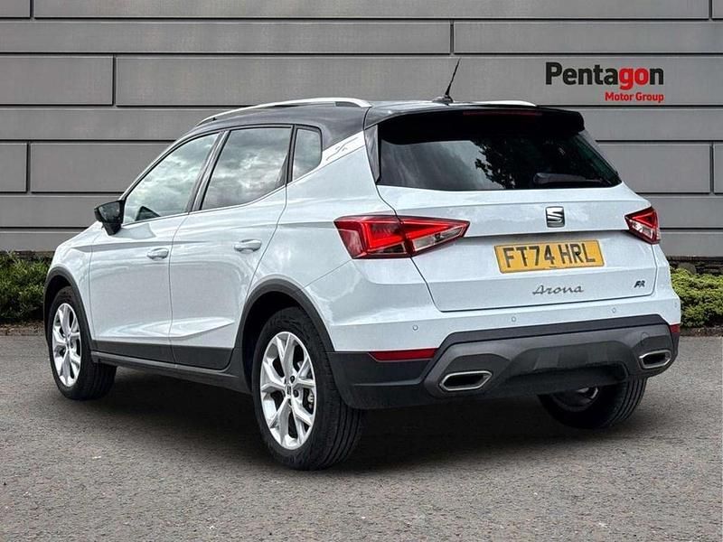 Used Seat Arona FR 113 HP (83 kW) 2025 White SUV