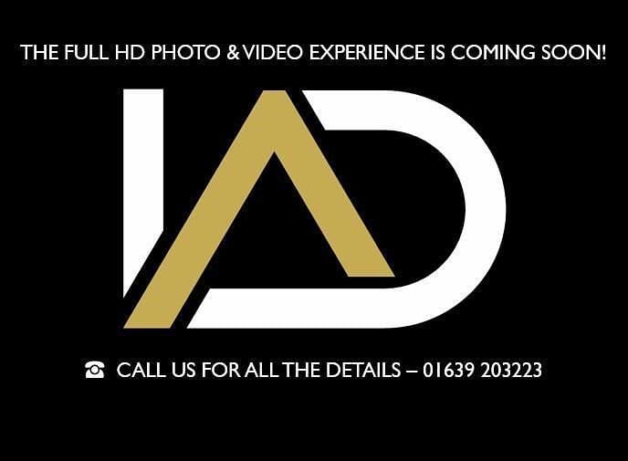 Used Ford C-MAX Zetec 120 HP (88 kW) 2017 Blue MPV