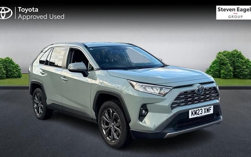 Used 2025 Toyota RAV4 Hybrid Design SUV | £29,661 (Super price) - Image 1/4