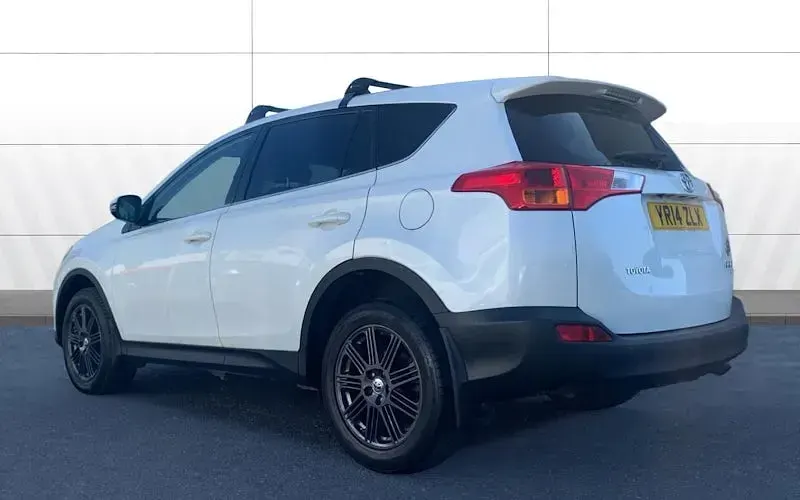 Used Toyota RAV4 124 HP (91 kW) 2015 SUV
