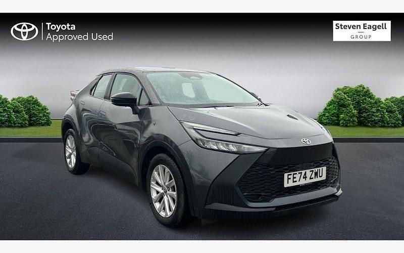 Used Toyota C-HR 140 HP (102 kW) 2026 SUV