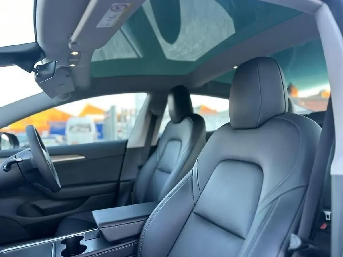 Used Tesla Model 3 Long Range RWD 366 kW (498 HP) 2023 White Sedan
