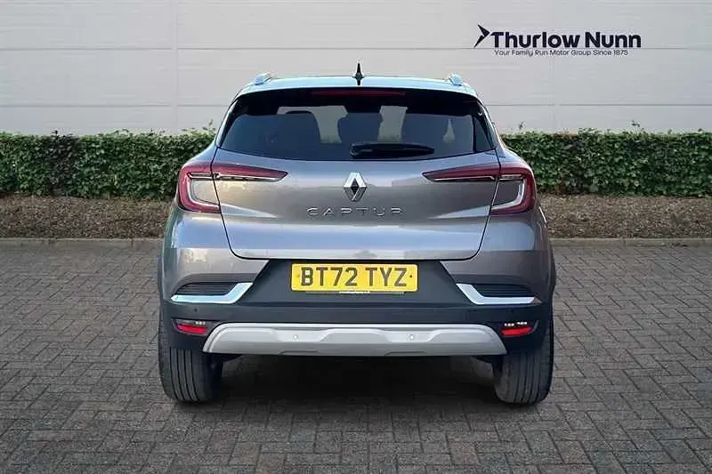 Usado Renault Captur Techno 91 HP (66 kW) 2022 Cinzento SUV