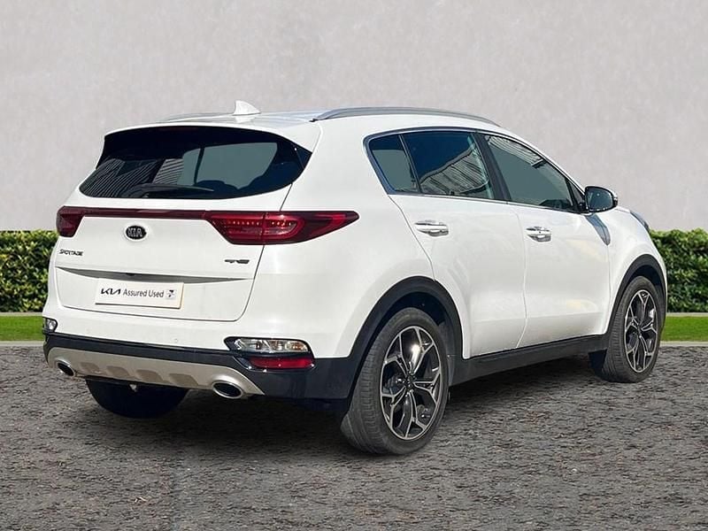 Used Kia Sportage GT-Line 116 HP (85 kW) 2022 White SUV