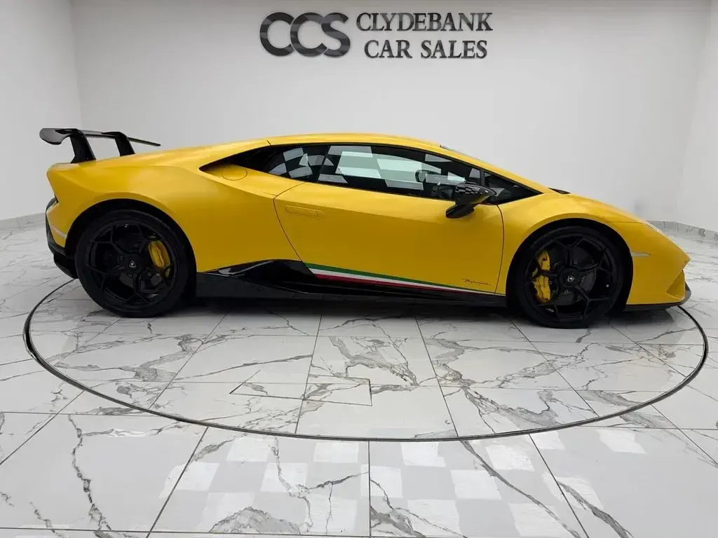 Used Lamborghini Huracán 640 HP (470 kW) 2017 Yellow Coupe
