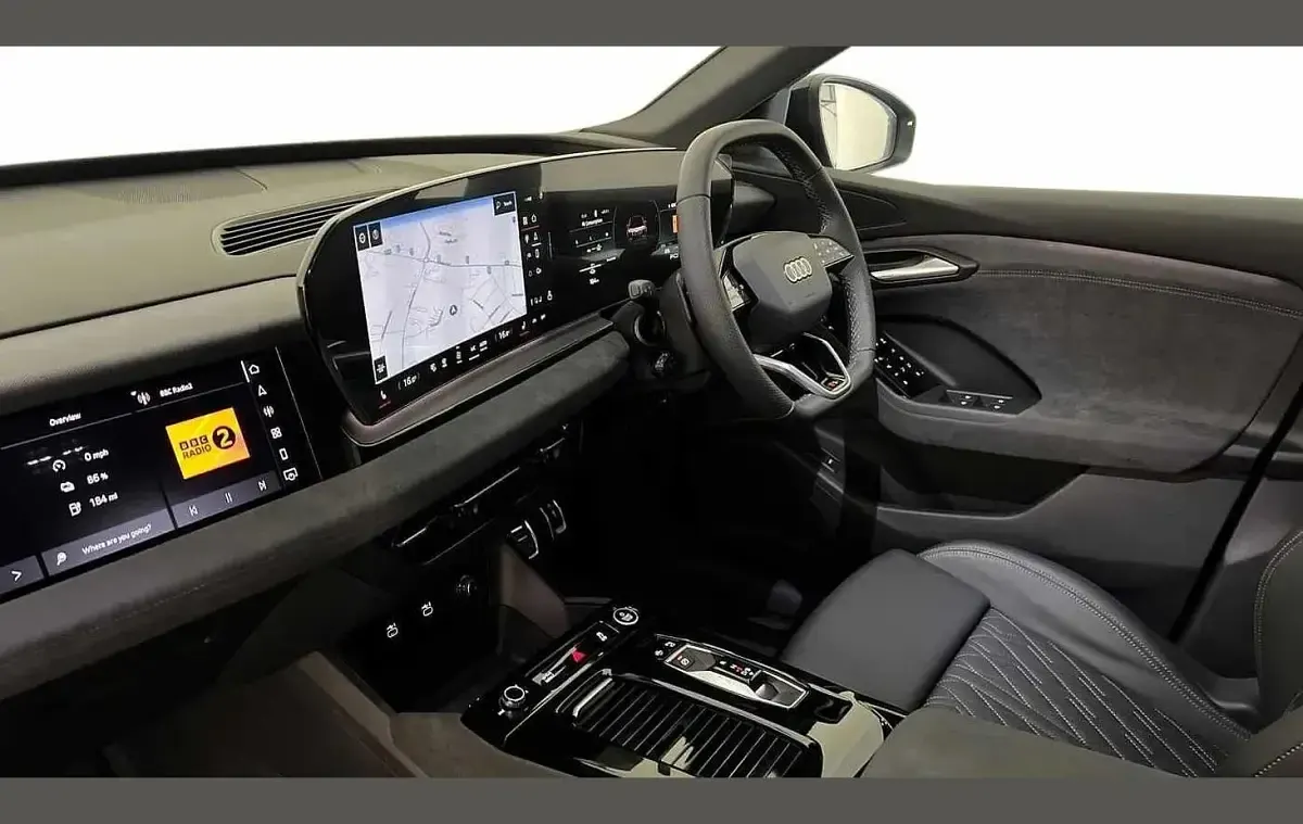 New Audi Q6 e-tron Comfort 182 kW (248 HP) 2026 Blue SUV