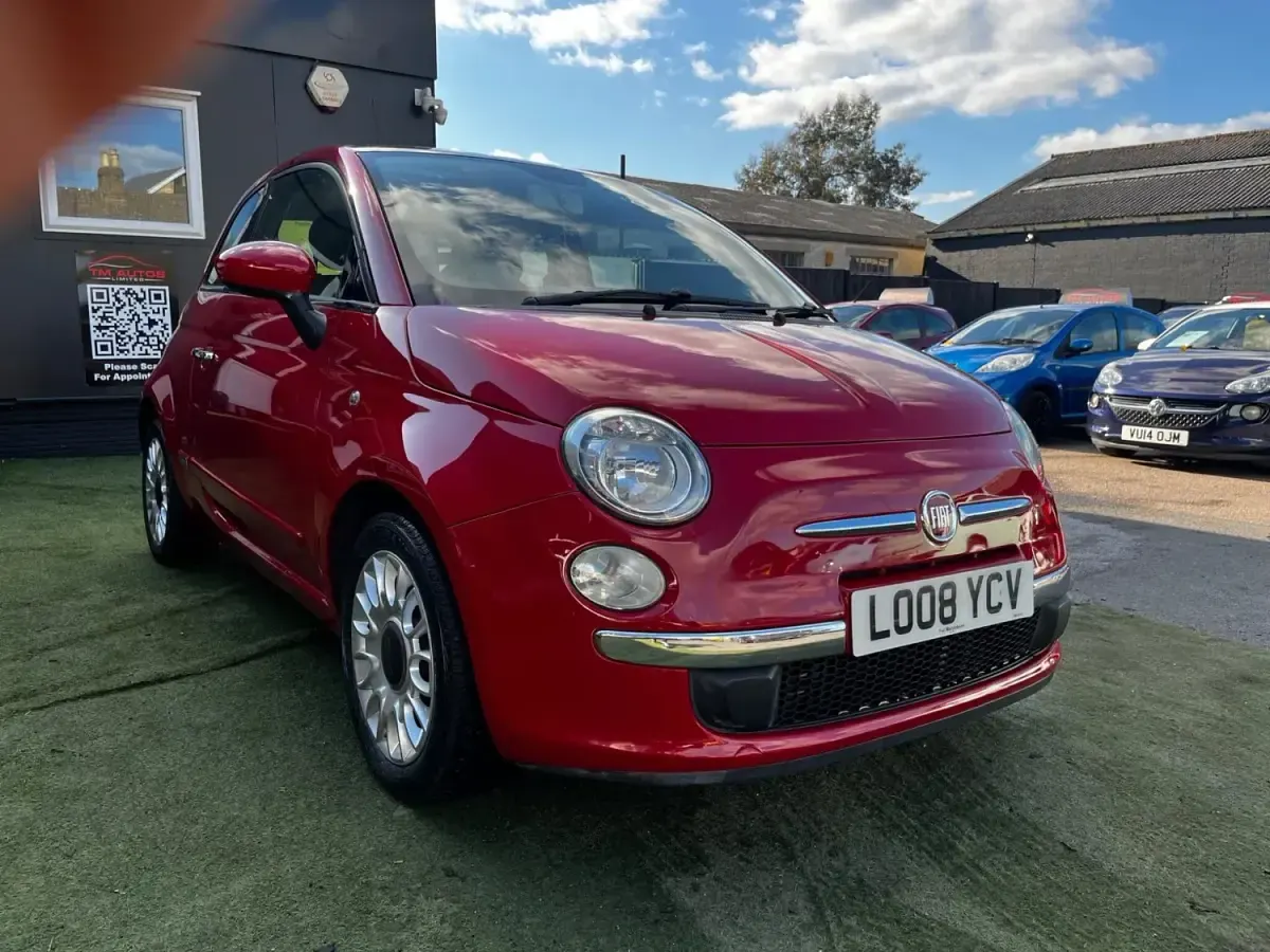 Usado Fiat 500 Lounge 69 HP (50 kW) 2008 Vermelho Citadino