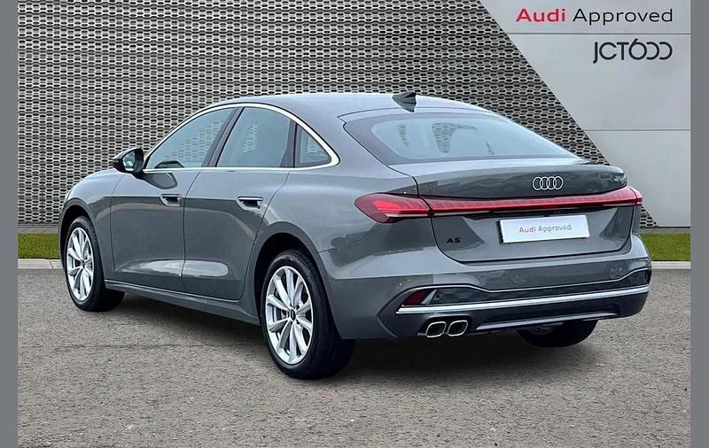 Usado Audi A5 Sport 204 CV (150 kW) 2026 Gris Berlina