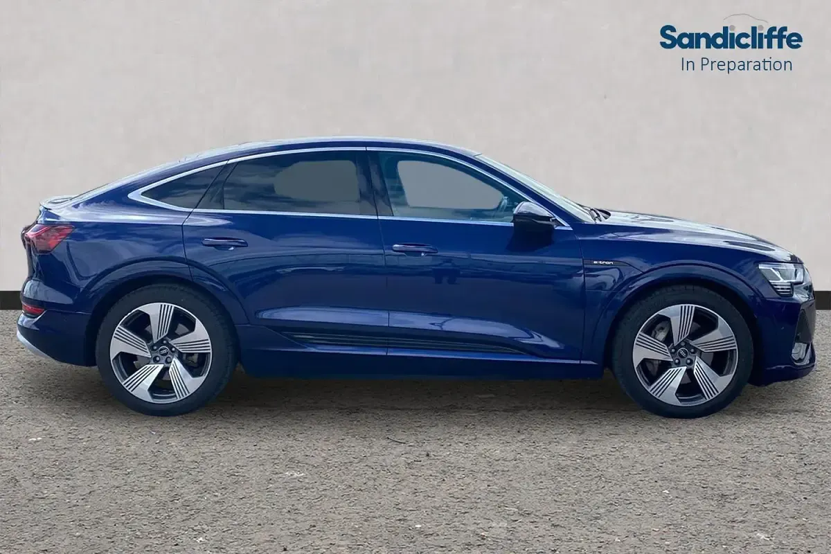 Used Audi e-tron S-Line 230 kW (313 HP) 2023 Blue SUV